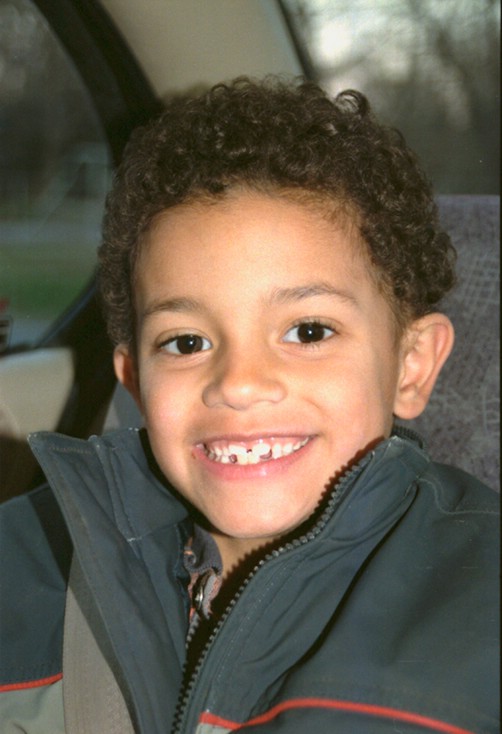 04_05_02-devin_in_car01.jpg