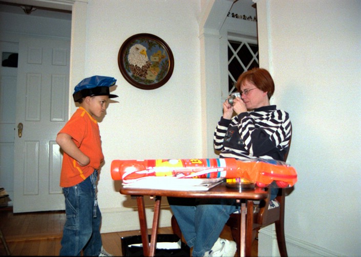 04_06_02-devin_and_lucy01.jpg